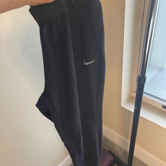 Black Nike joggers - Picture 1 of 2